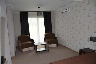 Дома для отпуска Отель Яхт Клуба Маяк Днестровка Двухместный номер с 1 кроватью-22